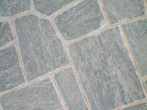 offerta e prezzi palladiana mattonelle per pavimento in pietra naturale serpentino verde mosaico pietrarredo
