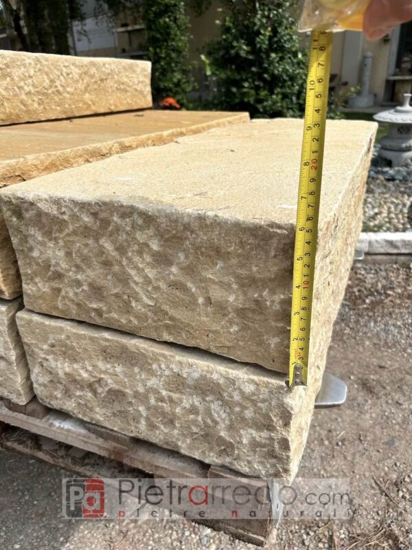 Natural stone steps in yellow sandstone 100cm 35cm 15cm height for gardens stona garden pietrarredo milan italy