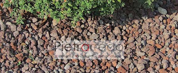 stone garden italy lapillo vulcanico rosso decorazione per aiuole offerte e prezzi pietrarredo milano