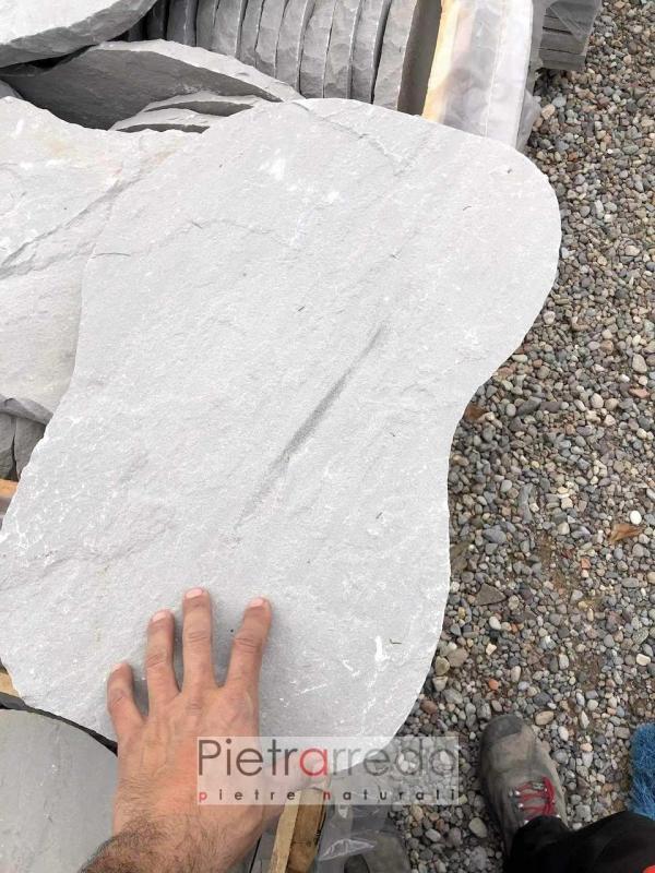 lastre per camminamenti in pietra arenaria indiana da 60 cm prato aiuole prezzo pietrarredo
