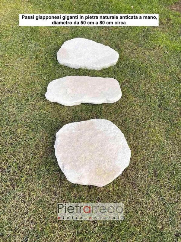 pietre-per-camminamenti-in-mezzo-al-prato-giardino-sasso-anticato-bianco-pietrarredo-prezzo