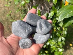 price pebble black ebony gray color nero ebano pietrarredo costo stona garden aiuole prati