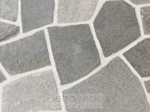 costo pavimentazione luserna greca mosaico pietrarredo selciato