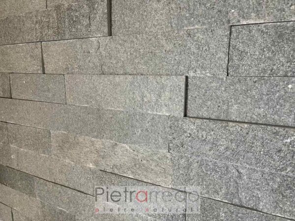 parete in pietra rivestita a listelli grigi colore pietrarredo milano stone