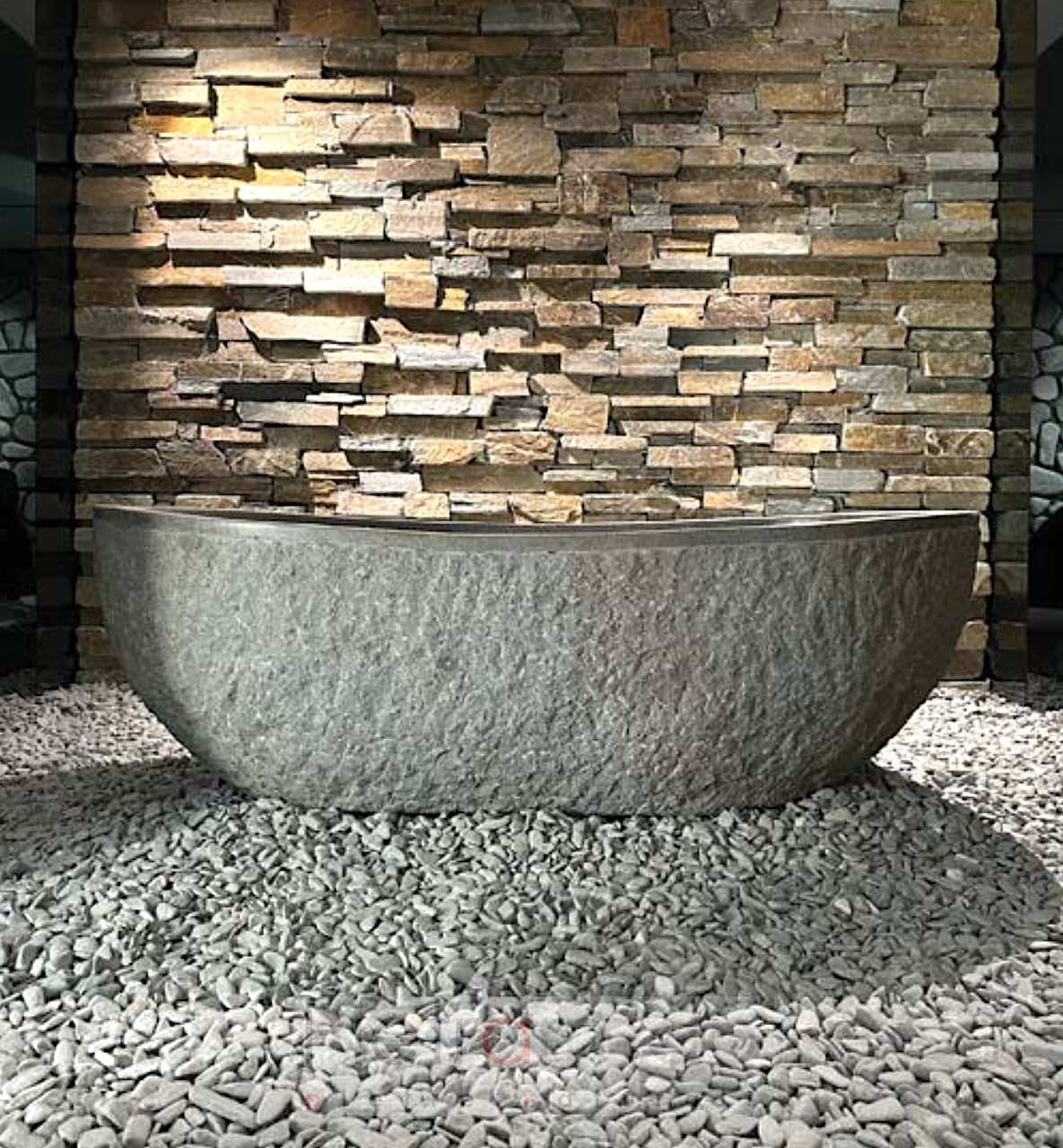 Vasca da bagno in pietra scavata e martellinata stone bathtub -50%