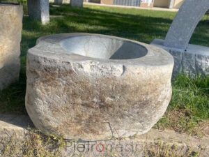 vasca fioriera in sasso di fiume scavato da 40 cm prezzo pietrarredo milano italy stone