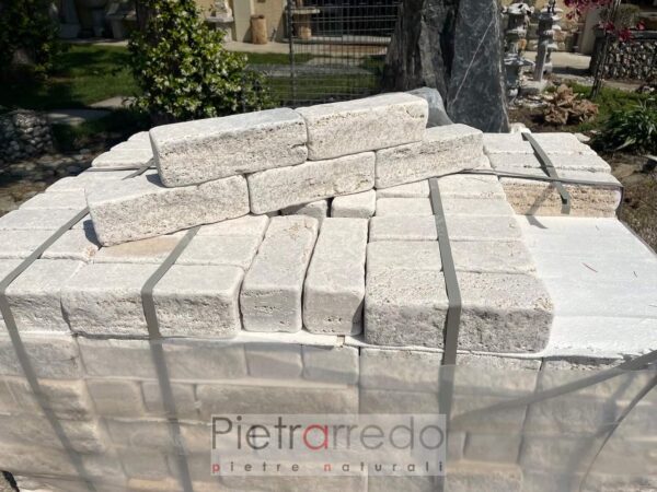 prezzo blocchetti per aiuole in pietra naturale travertino anticato beige sconto pietrarredo stone garden on sale