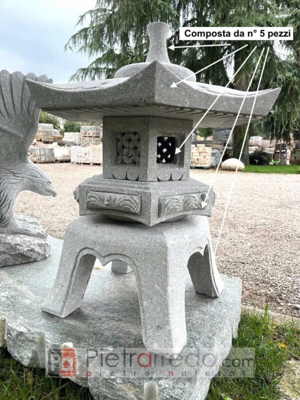 Japanische Laterne aus Granitstein Rokkaku Yukimi, Höhe 90 cm, im Angebot für japanische Zen-Gärten Pietrarredo Parabiago Mailand Italien Stein