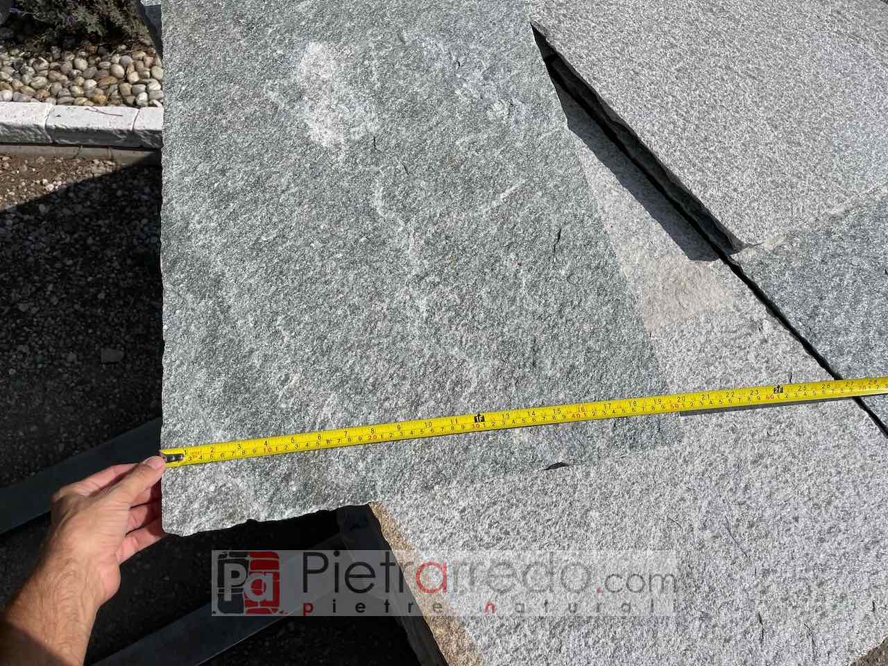 Offre de grands carrés en pierre de Luserna mesurant 50 x 80 cm, prix de la dalle pietrarredo pierre d'italie