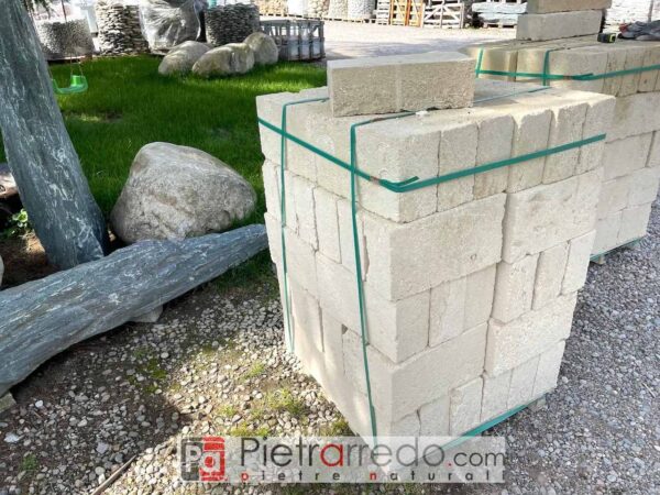 bloc de tuf pierre de canosa pietrarredo offre pour stona jardin parterres de jardin confinement
