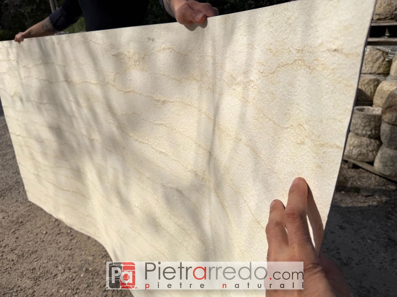 Lámina flexible de piedra natural color crema beige blanco claro para revestimiento de paredes y chapa de madera, precio costo Piedra Pietrarredo Milano