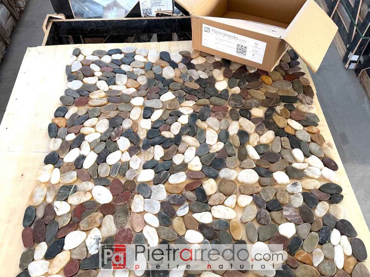 Palladiana mosaico su rete “CIOTTOLO NATURALE DI FIUME COLORE MISTO SEGATO “, fogli pre assemblati da 30,5cm x 30,5cm